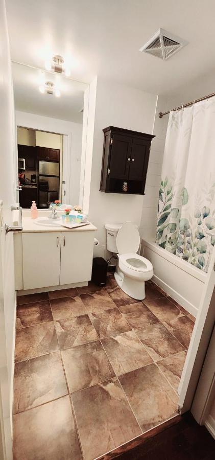Lakeview Condo In Downtown With Free Parking. Toronto Kültér fotó