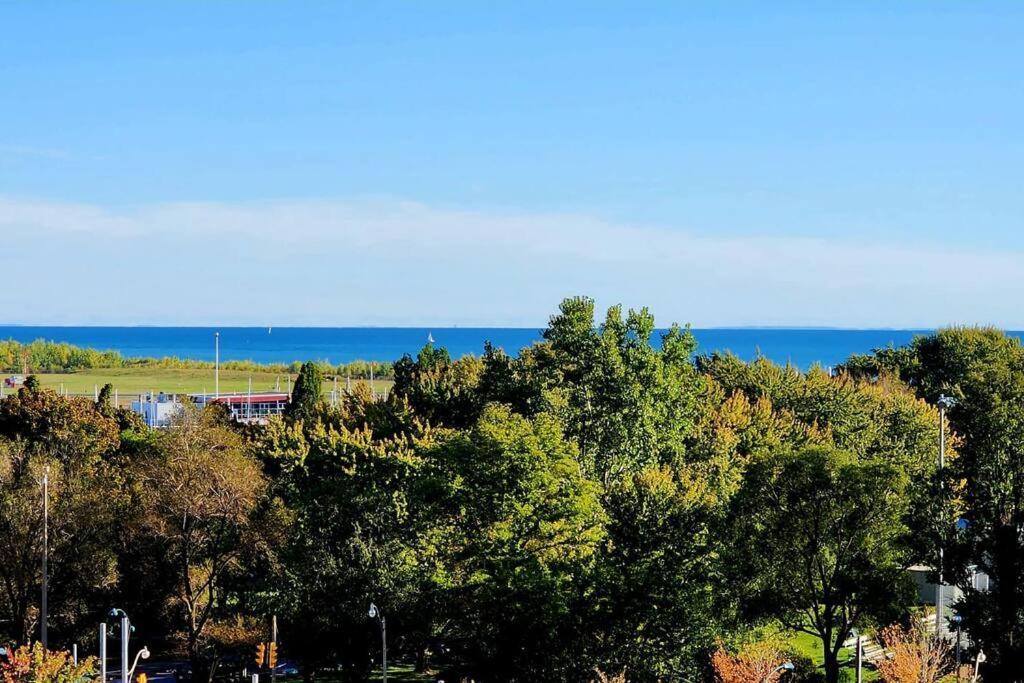 Lakeview Condo In Downtown With Free Parking. Toronto Kültér fotó